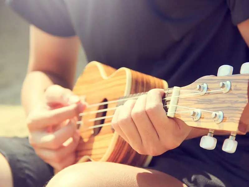Ukulele dla początkujących – od czego zacząć naukę gry?