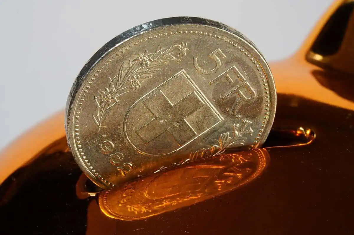 Jak sprawdzić, czy bank jest Ci winien pieniądze? Analiza kredytu frankowego przed pozwem