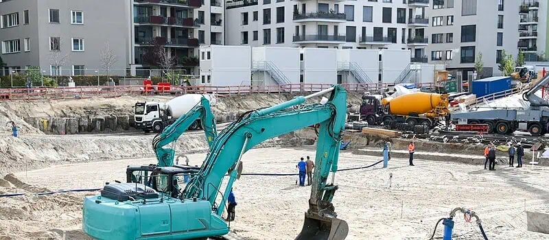 Wynajem sprzętu budowlanego Śląsk: jak dobrać maszyny i obniżyć koszty realizacji